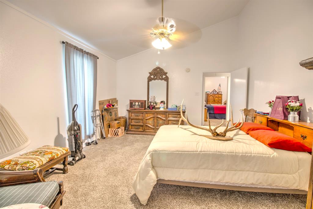 21921 Quail Run Road Sanger, TX 76266 - Photo 19 of 37