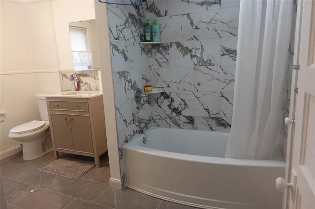 $2,000 | 304 Massachusetts Avenue, Endicott, NY 13760