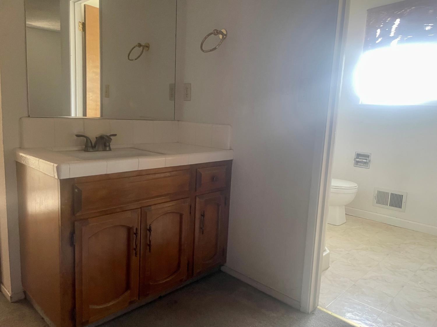 2901 Hagen Way Modesto, CA 95355 - Photo 10 of 20