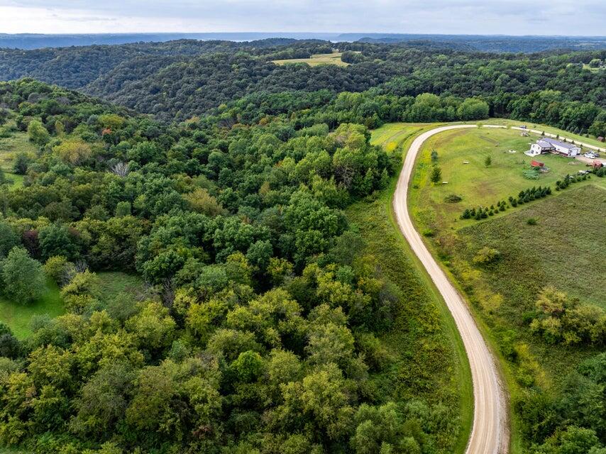 58182 Mississippi Rdg Lane Seneca, WI 54626 - Photo 4 of 6 summertime