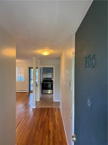 $2,400 | 77 Pitman Street, Unit 205, Providence, RI 02906