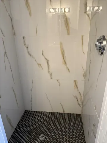 $2,400 | 77 Pitman Street, Unit 205, Providence, RI 02906