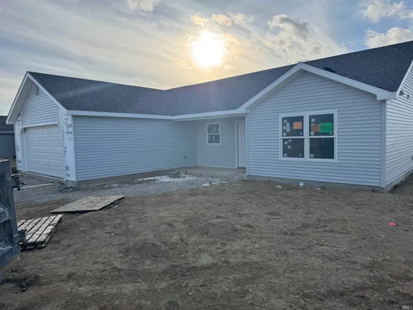 $233,223 | 1346 Glenwood Court, Berne, IN 46711