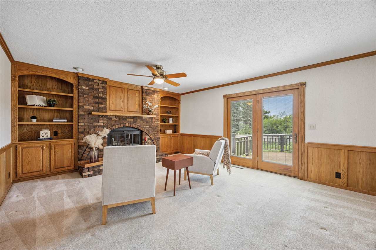 3603 Meadowknolls Road Marion, IA 52302 - Photo 5 of 34 Gallery Image 5