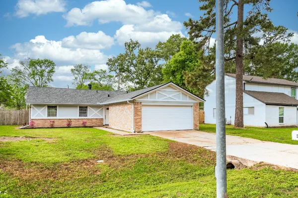 $1,700 | 318 Blue Tail Drive, Houston, TX 77336