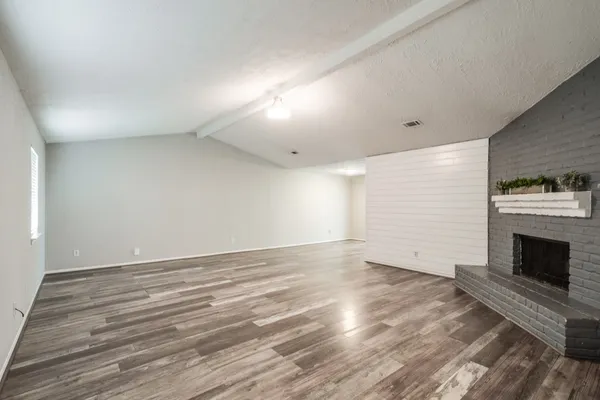 $1,700 | 318 Blue Tail Drive, Houston, TX 77336