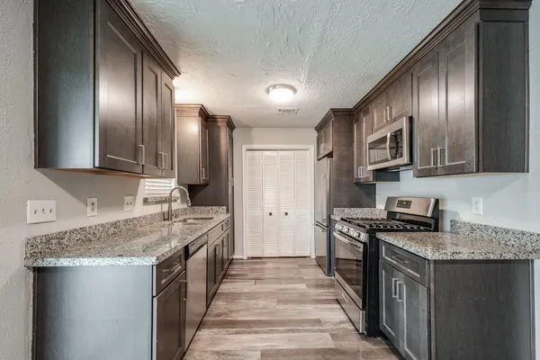 $1,700 | 318 Blue Tail Drive, Houston, TX 77336