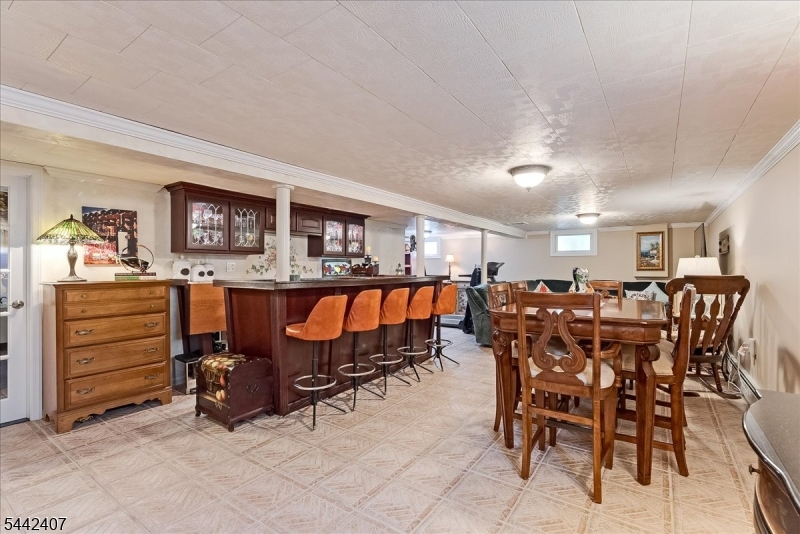 8 Alyson Drive Fairfield, NJ 07004 - Photo 19 of 34