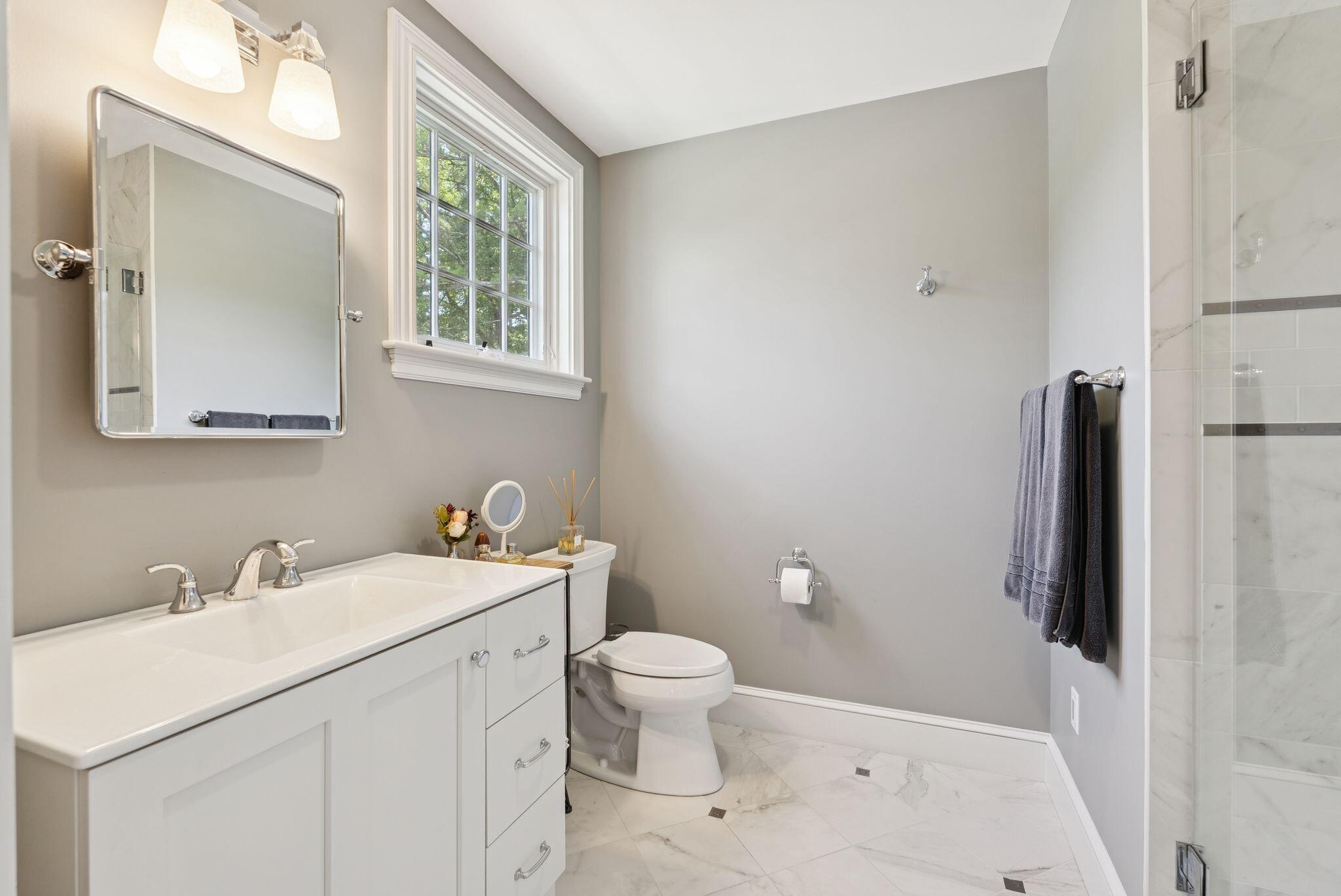 109 Foreside Road Falmouth, ME 04105 - Photo 19 of 42 109 Foreside Road, Falmouth