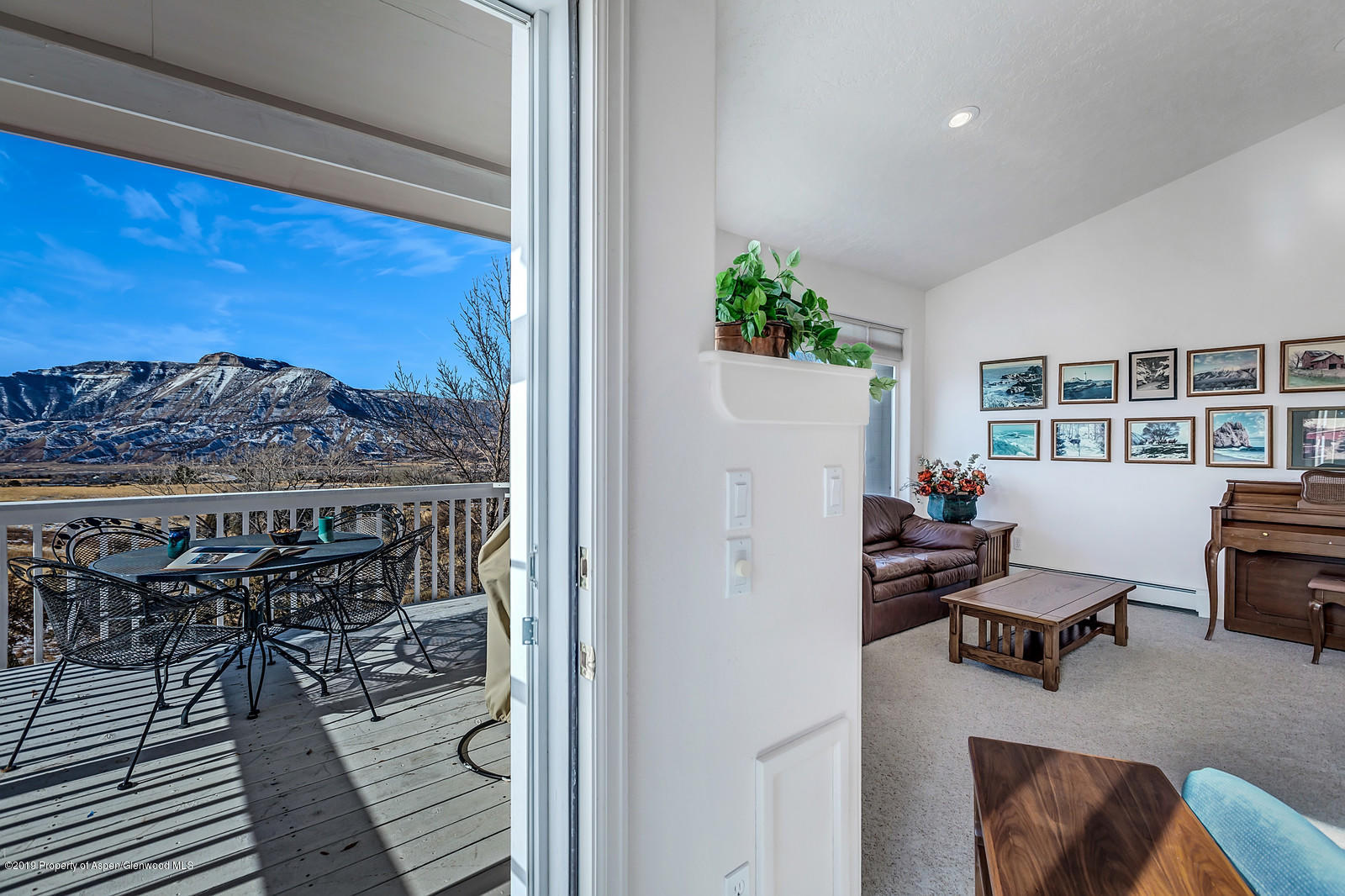 210 South Ridge Court Parachute, CO 81635 - Photo 6 of 38 32_210_S_Ridge_Court_Battlement_Mesa_816