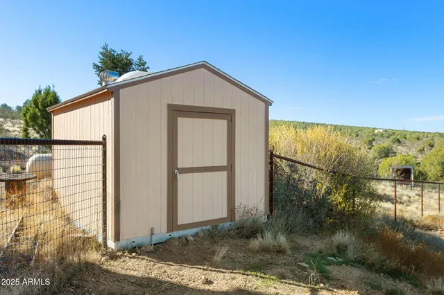 a view of a outdoor space