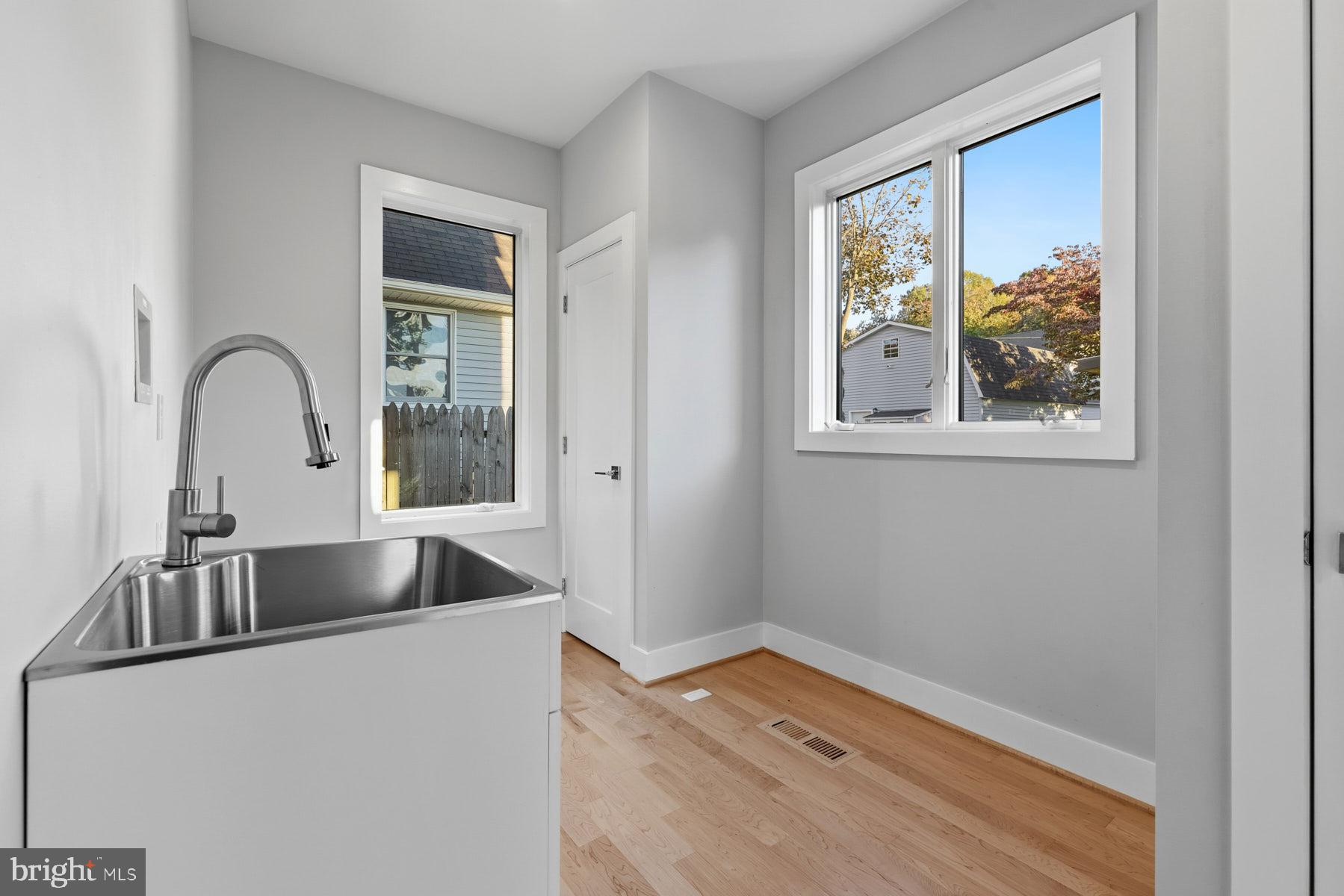 34 Johnson Road Pasadena, MD 21122 - Photo 39 of 45