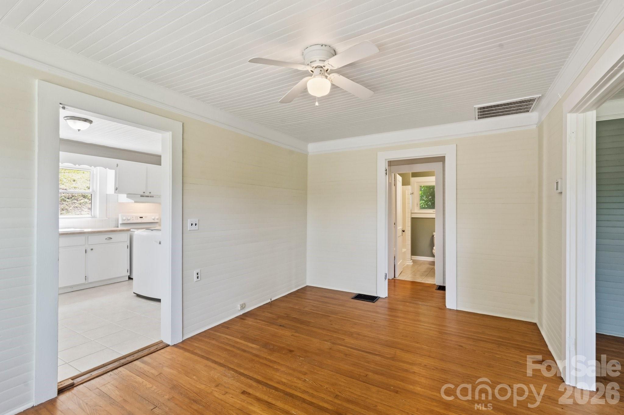441 Main Street Clyde, NC 28721 - Photo 32 of 44