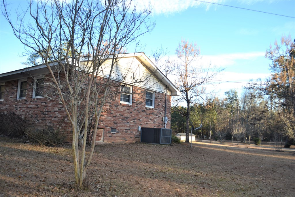 3969 Rabun Road Thomson, GA 30824 - Photo 4 of 27