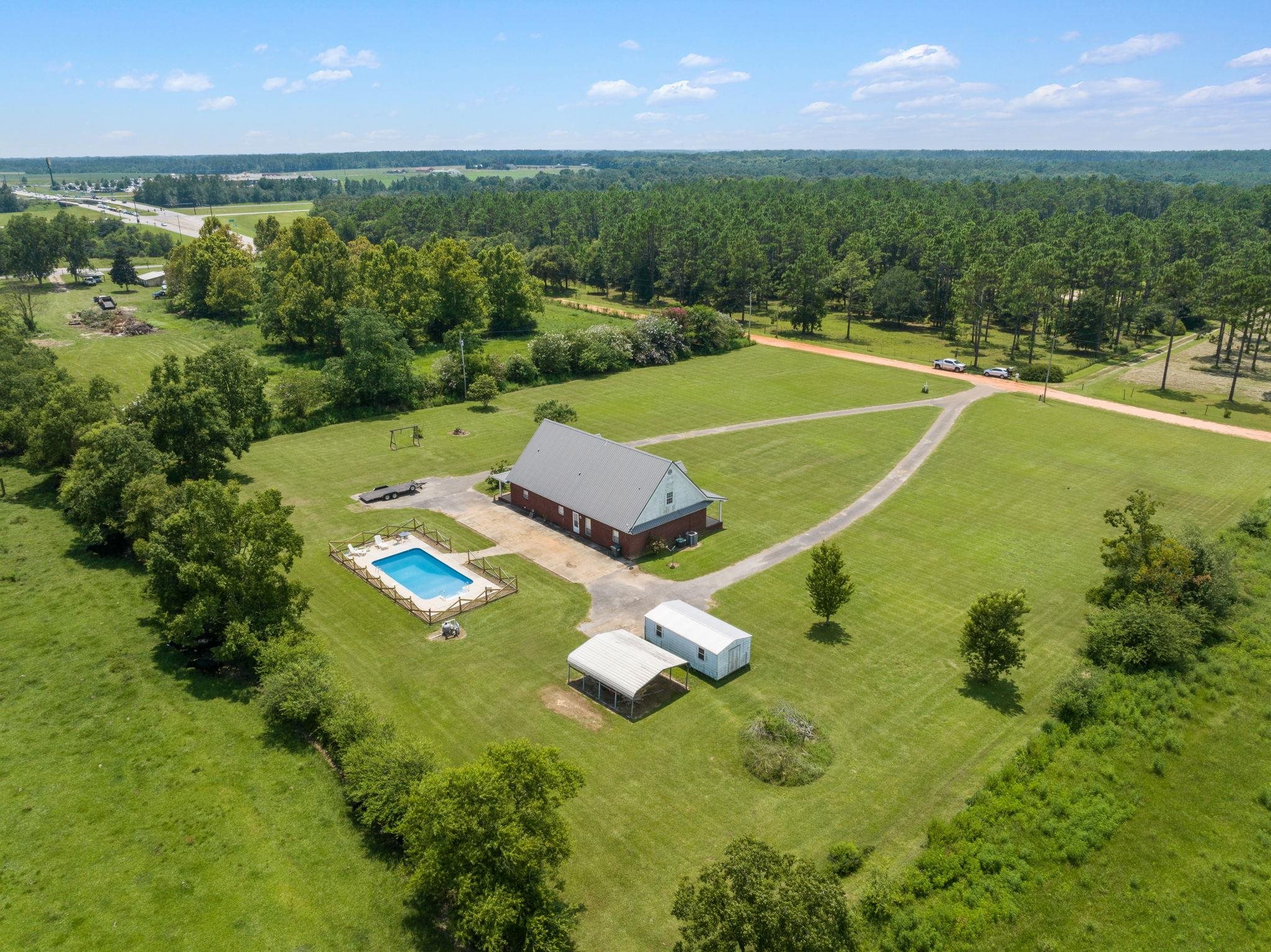28660 Rose Run Road Robertsdale, AL 36567 - Photo 15 of 47