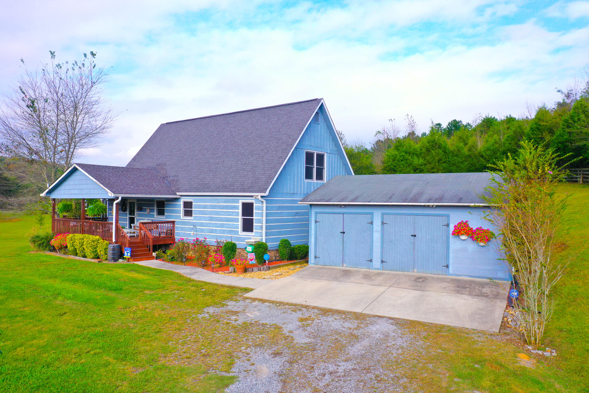 643 Cates Lane Northeast Charleston, TN 37310 - Photo 1 of 45 front main
