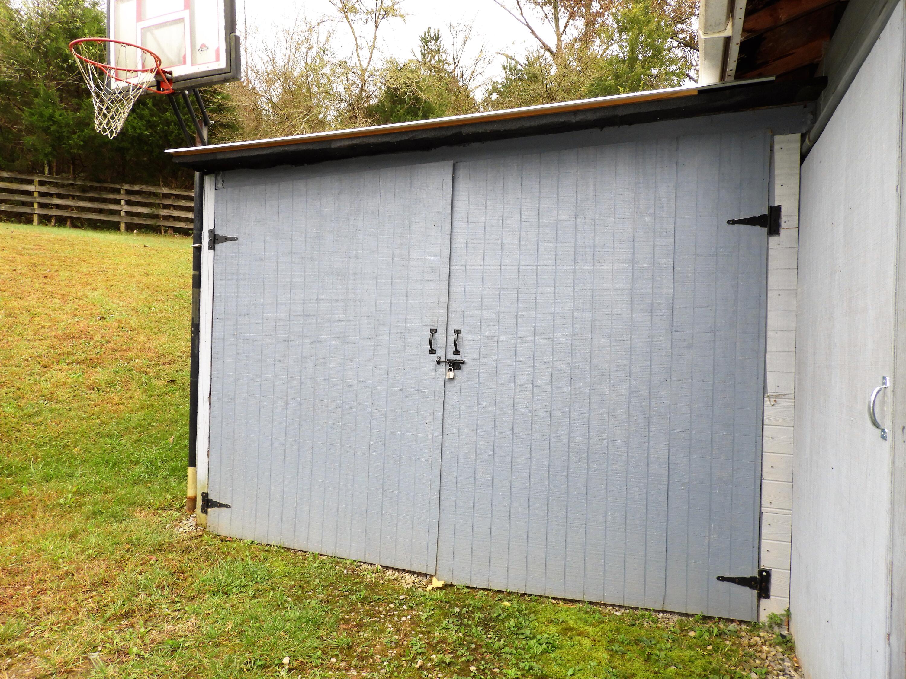 643 Cates Lane Northeast Charleston, TN 37310 - Photo 41 of 45 Storage