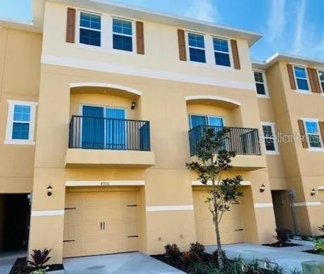 $2,100 | 4916 Gulf Waters Drive, New Port Richey, FL 34652