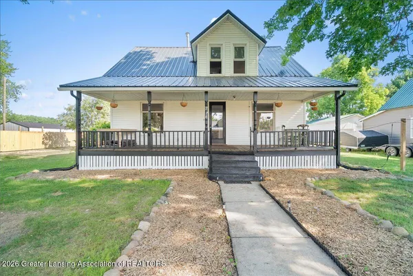 $185,000 | 228 West Burton Street, Pompeii, MI 48874
