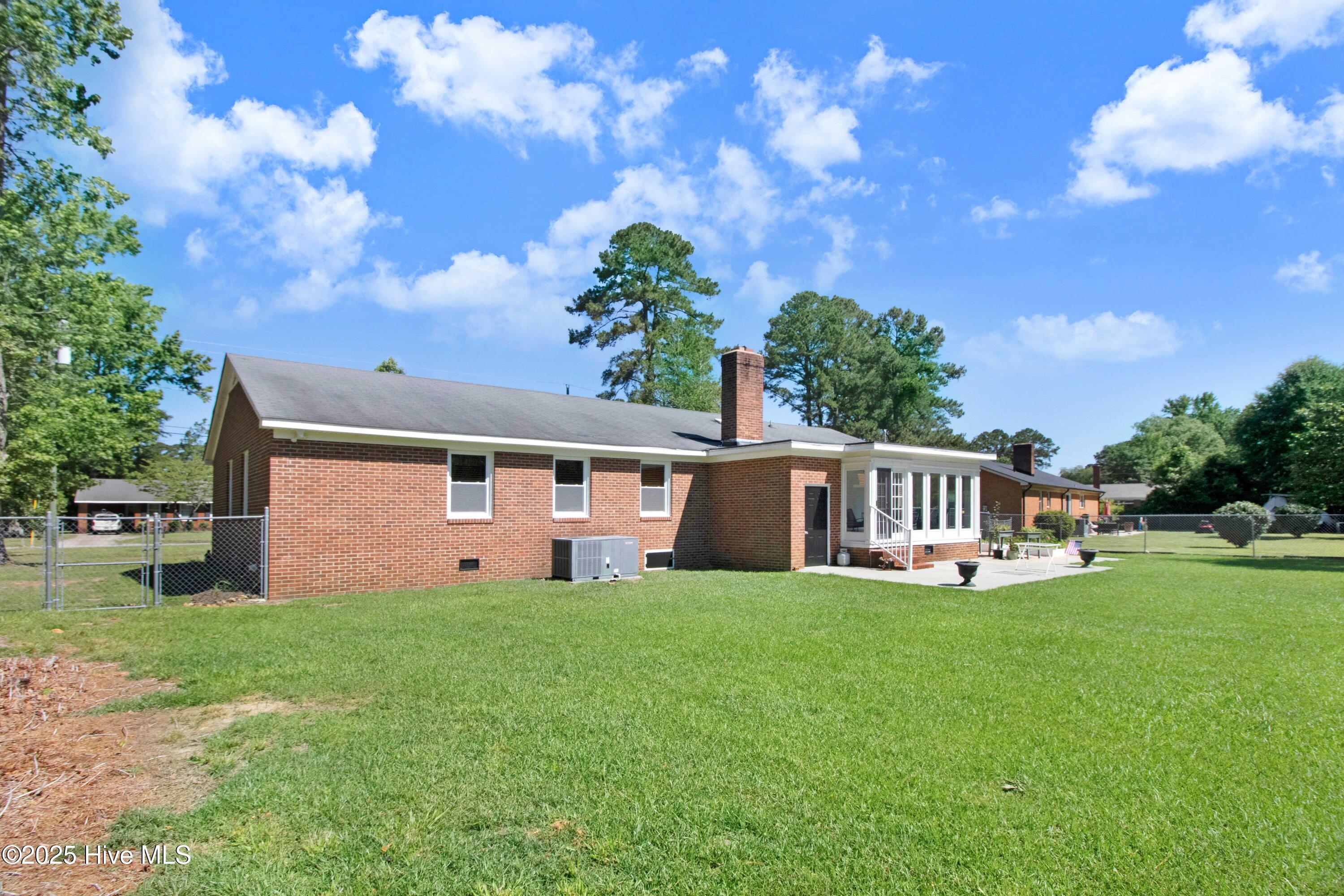 2305 Hardee Road Kinston, NC 28504 - Photo 6 of 39 06-2305 Hardee Rd-6
