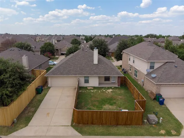 $2,050 | 5705 Broken Spur, McKinney, TX 75070