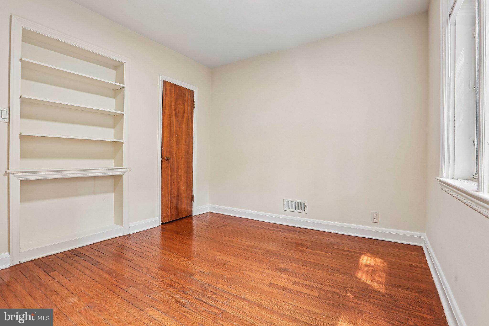 4003 Ridgecroft Road Baltimore, MD 21206 - Photo 18 of 52 Gallery Image 18
