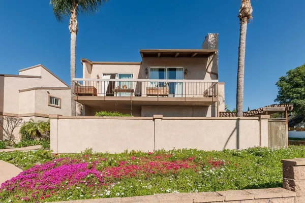 $724,900 | 3004 La Costa Avenue, Unit B, Carlsbad, CA 92009
