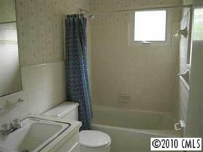 3200 Goneaway Road Charlotte, NC 28210 - Photo 6 of 8 Gallery Image 6