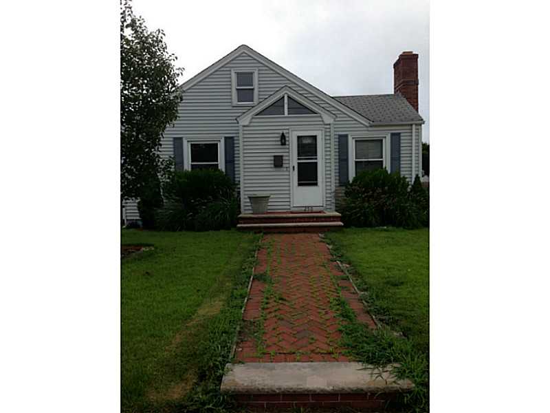 250 Woodhaven Road Pawtucket, RI 02861 - Photo 8 of 8 Exterior Front.