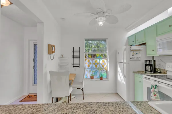 $2,500 | 857 Worcester B Ln Lake, Unit B, Lake Worth, FL 33467