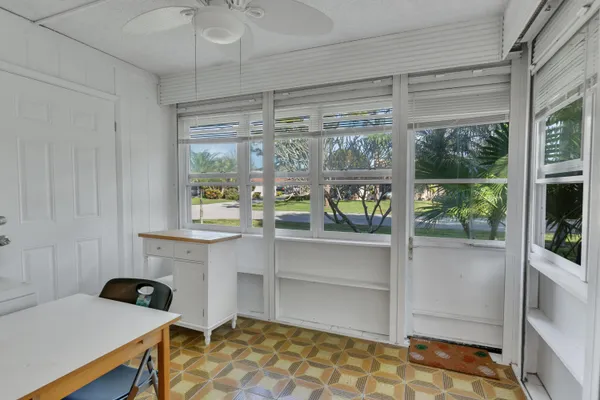 $2,500 | 857 Worcester B Ln Lake, Unit B, Lake Worth, FL 33467