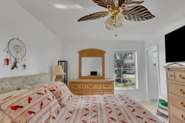 $2,500 | 857 Worcester B Ln Lake, Unit B, Lake Worth, FL 33467