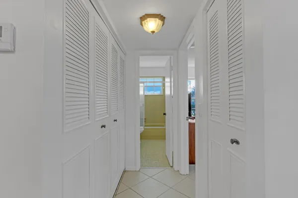 $2,500 | 857 Worcester B Ln Lake, Unit B, Lake Worth, FL 33467