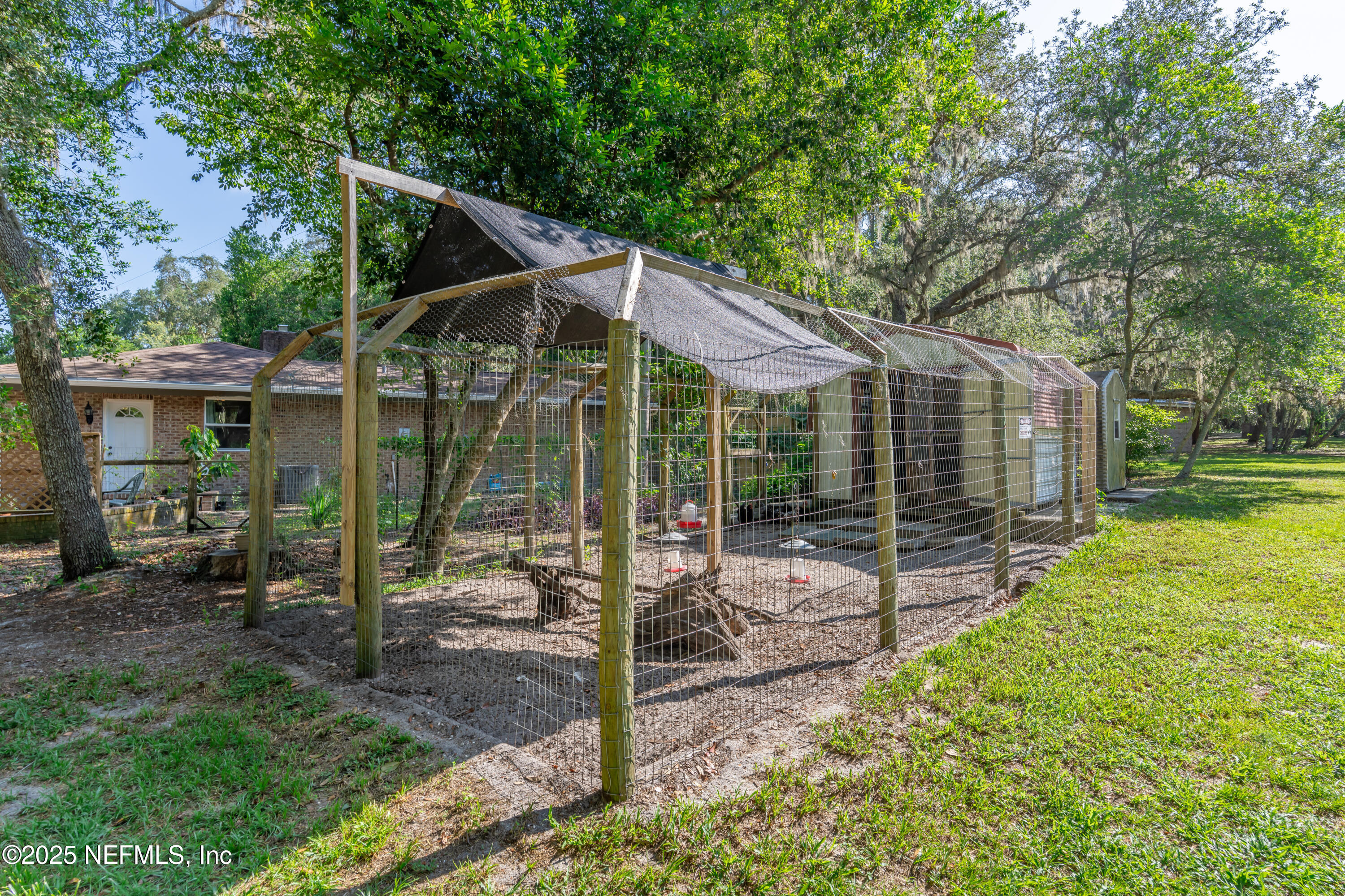 8048 County Line Road Melrose, FL 32666 - Photo 16 of 40 a view of outdoor space yard and patio