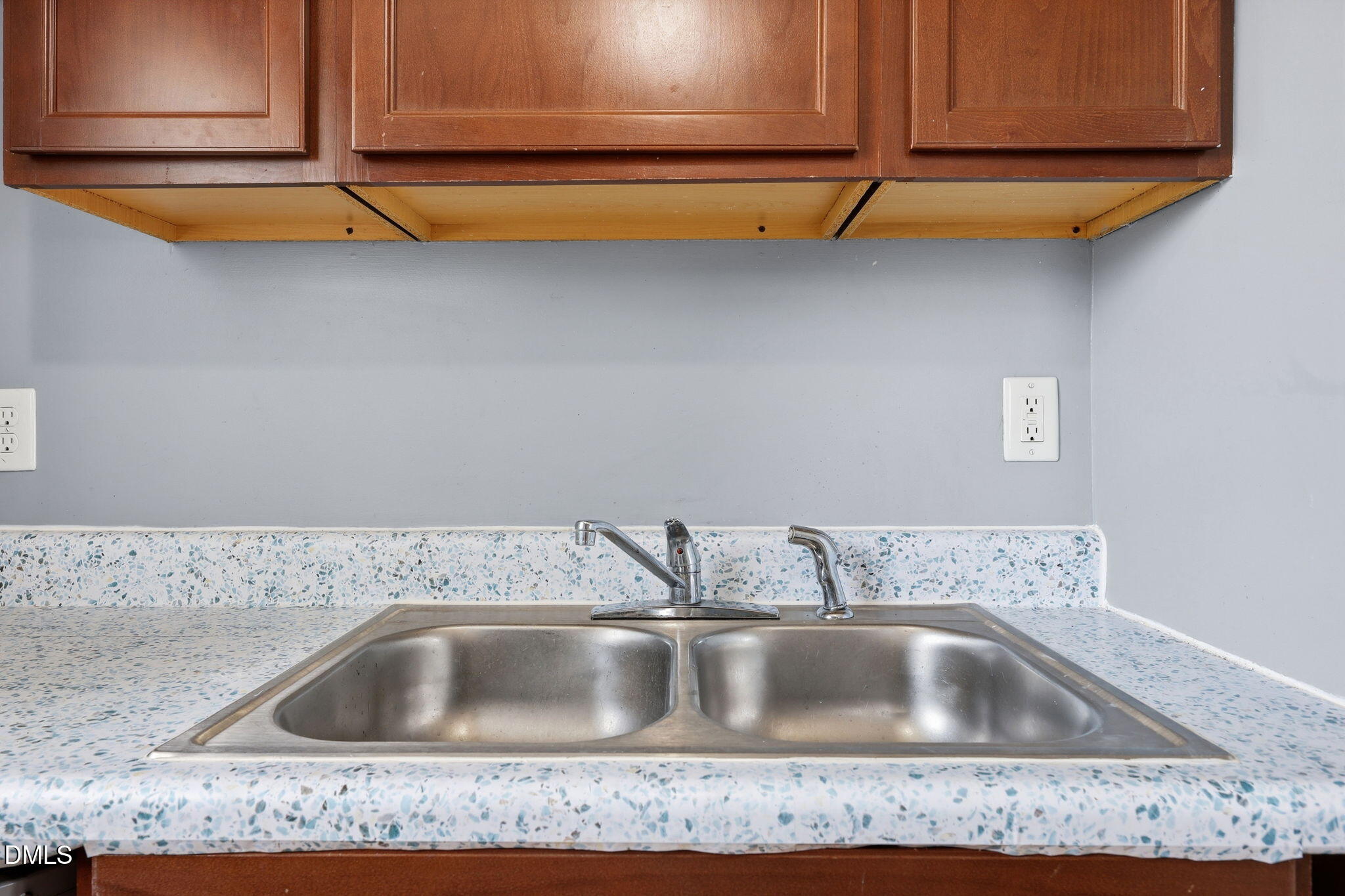 1758 Barber Mill Road Clayton, NC 27520 - Photo 10 of 41 a view of kitchen sink