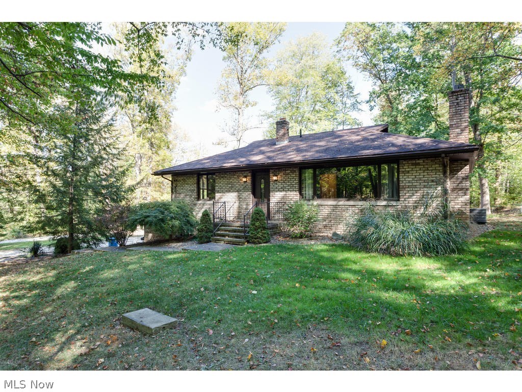 1105 South Hametown Road Akron, OH 44321 - Photo 7 of 22