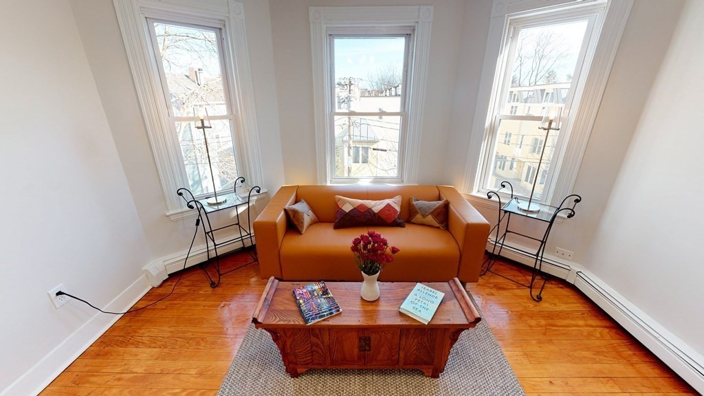 39 Regent Street, Unit 3 Cambridge, MA 02140 - Photo 4 of 20