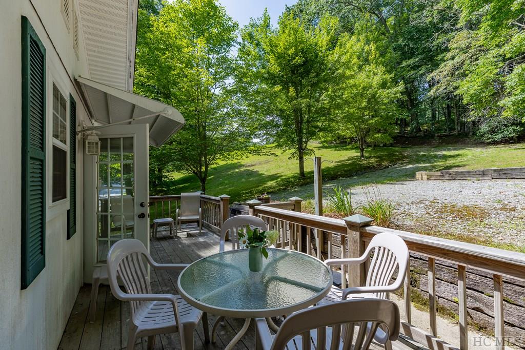 1465 Bee Tree Road Glenville, NC 28736 - Photo 8 of 27 Gallery Image 8