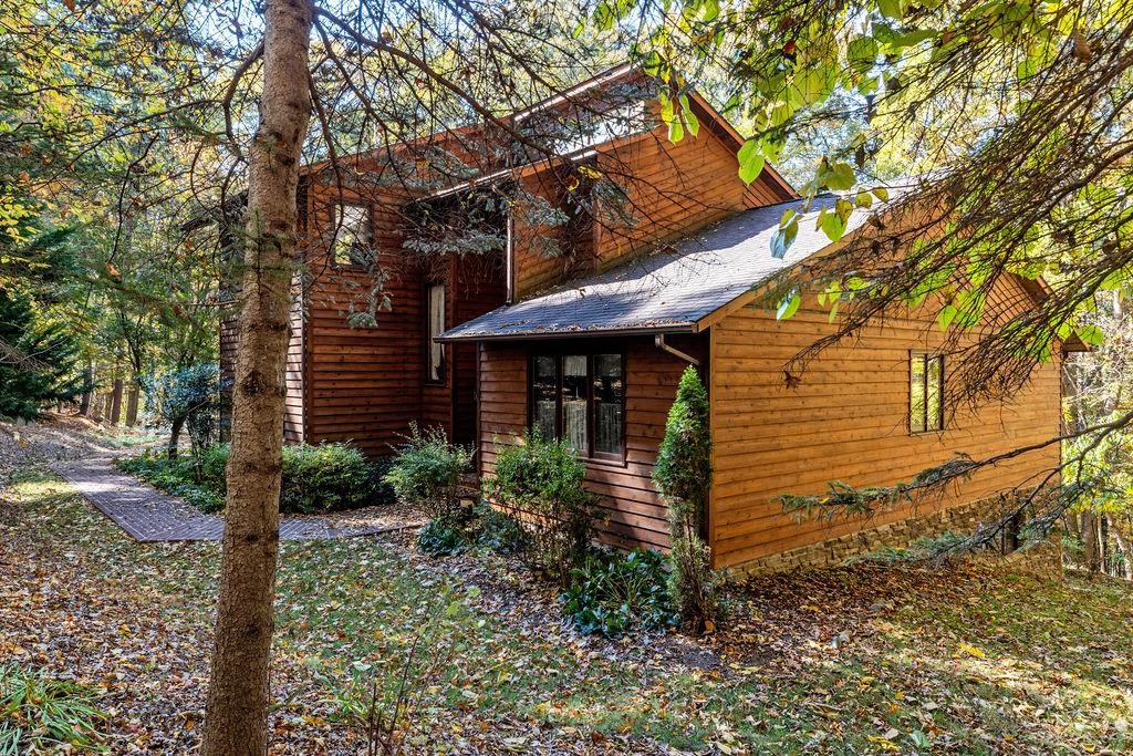 891 Union Church Road Churchville, VA 24421 - Photo 3 of 21 a view of a pathway with a tree