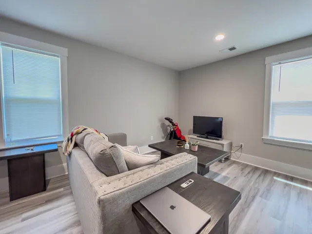 $1,400 | 411 Scholar Way, Summerville, SC 29486