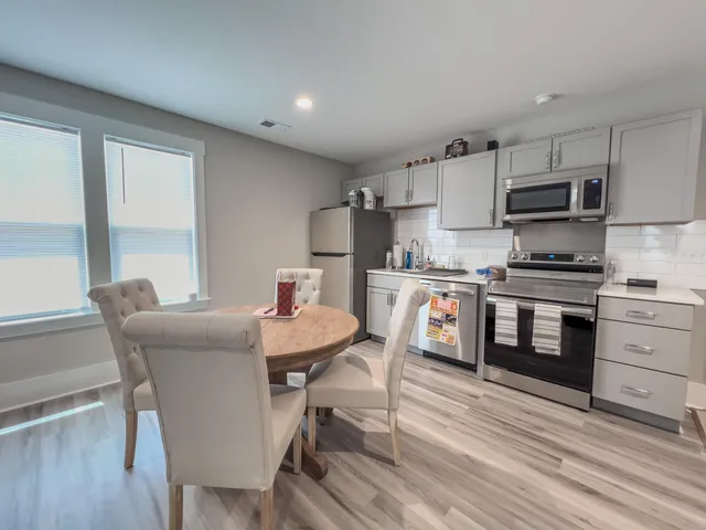 $1,400 | 411 Scholar Way, Summerville, SC 29486