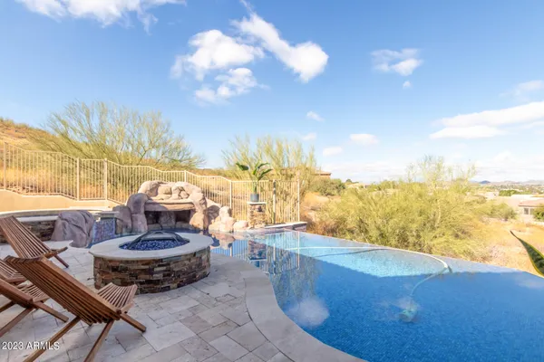 $8,000 | 14234 North 27th Place, Phoenix, AZ 85032