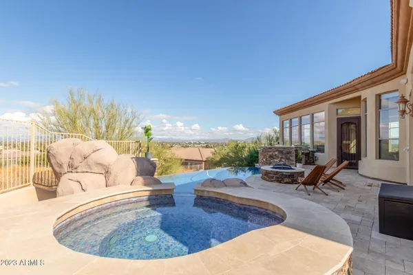 $8,000 | 14234 North 27th Place, Phoenix, AZ 85032
