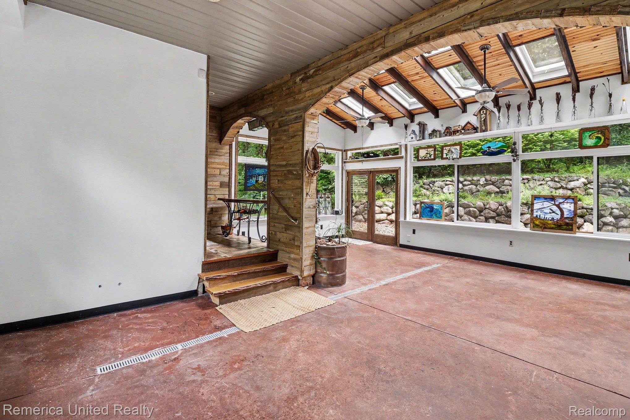 20962 Wasson Road Gregory, MI 48137 - Photo 31 of 39 031_file_9307.jpg