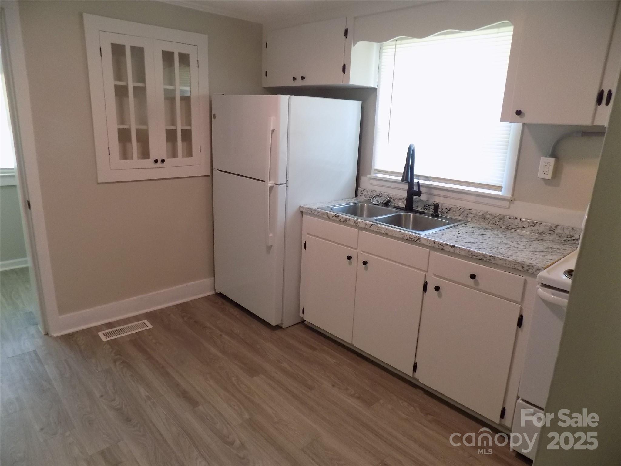 209 Barber Road Gastonia, NC 28056 - Photo 8 of 13 Gallery Image 8