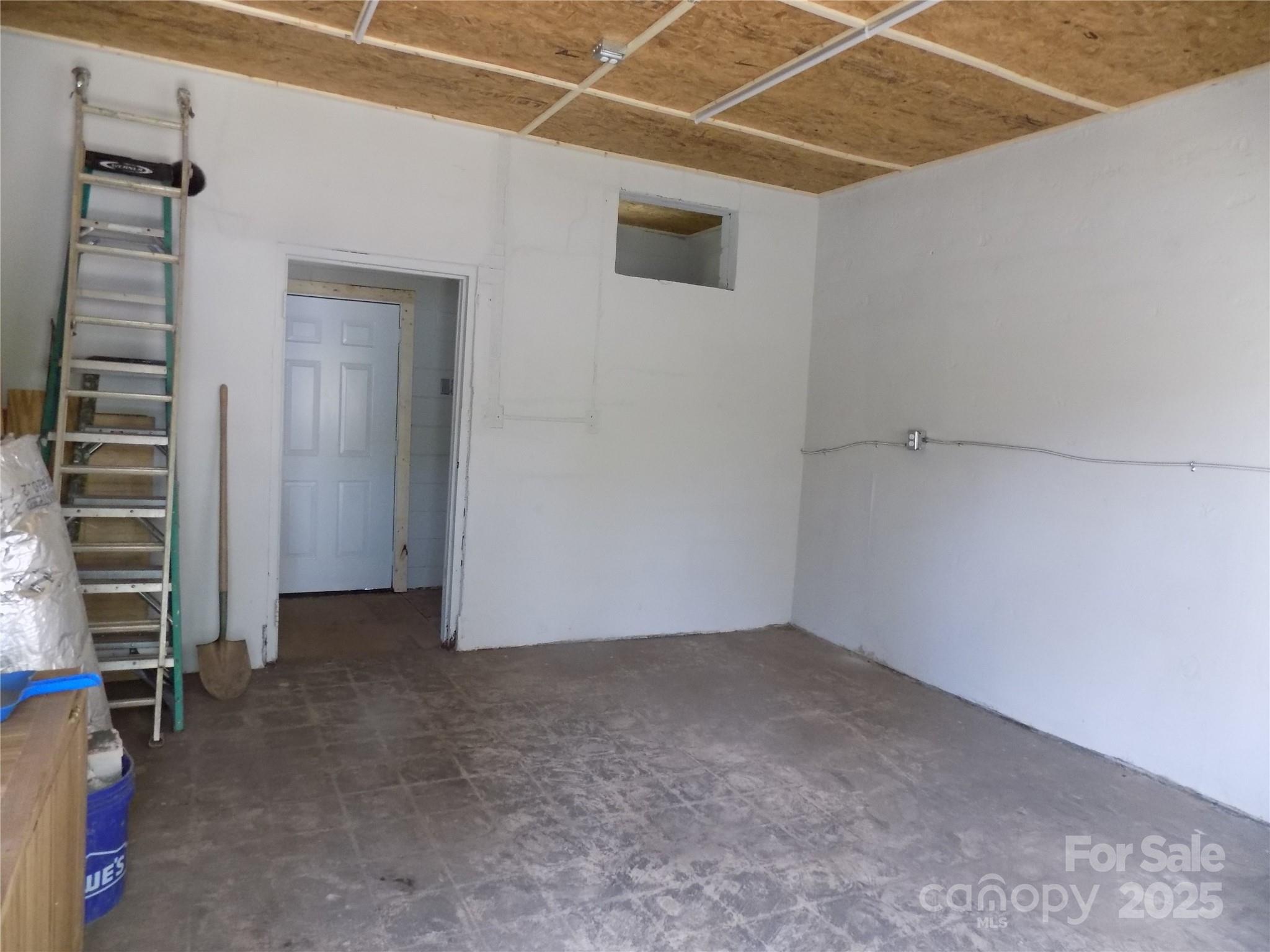 209 Barber Road Gastonia, NC 28056 - Photo 10 of 13 Gallery Image 10
