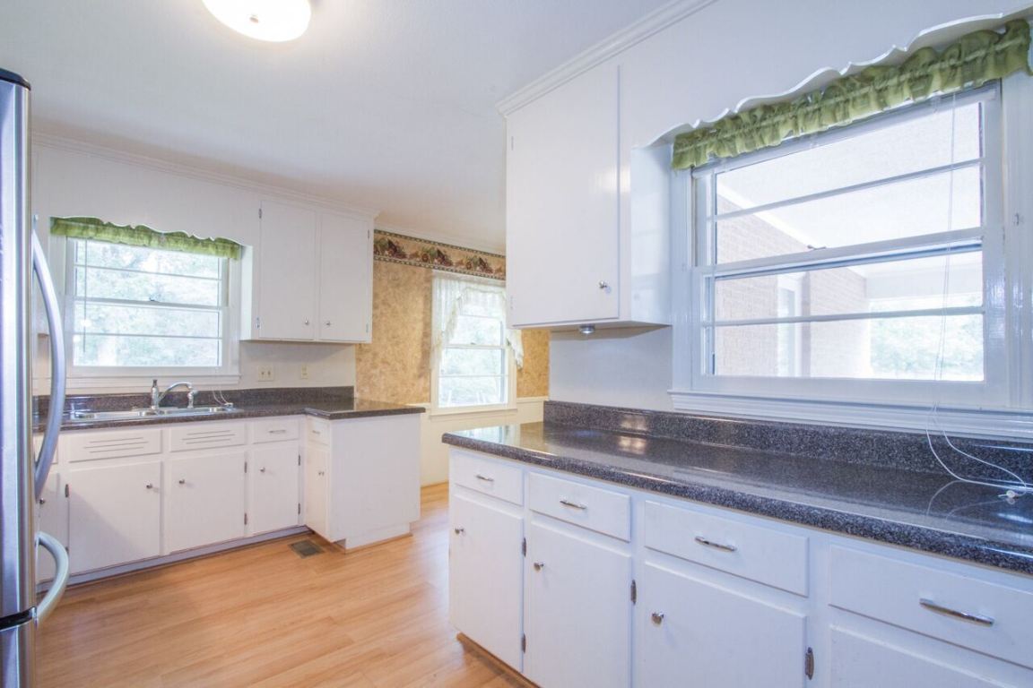 2903 Old Williamston Road Anderson, SC 29621 - Photo 7 of 22 Gallery Image 7
