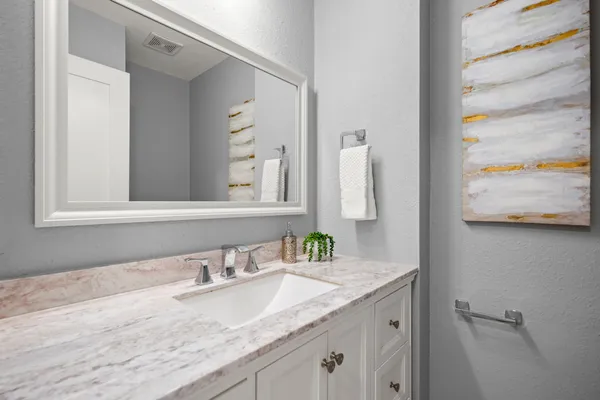 $625,000 | 3305 Santa Monica Drive, Austin, TX 78741