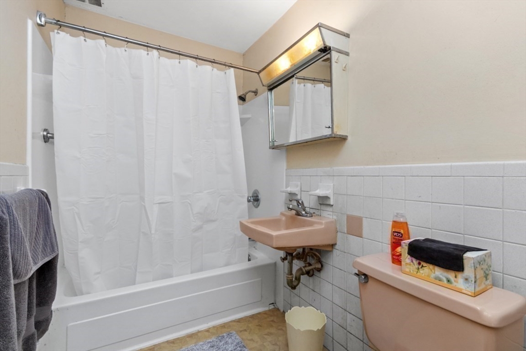 56 Jacqueline Road, Unit 12 Waltham, MA 02452 - Photo 22 of 37 Gallery Image 22