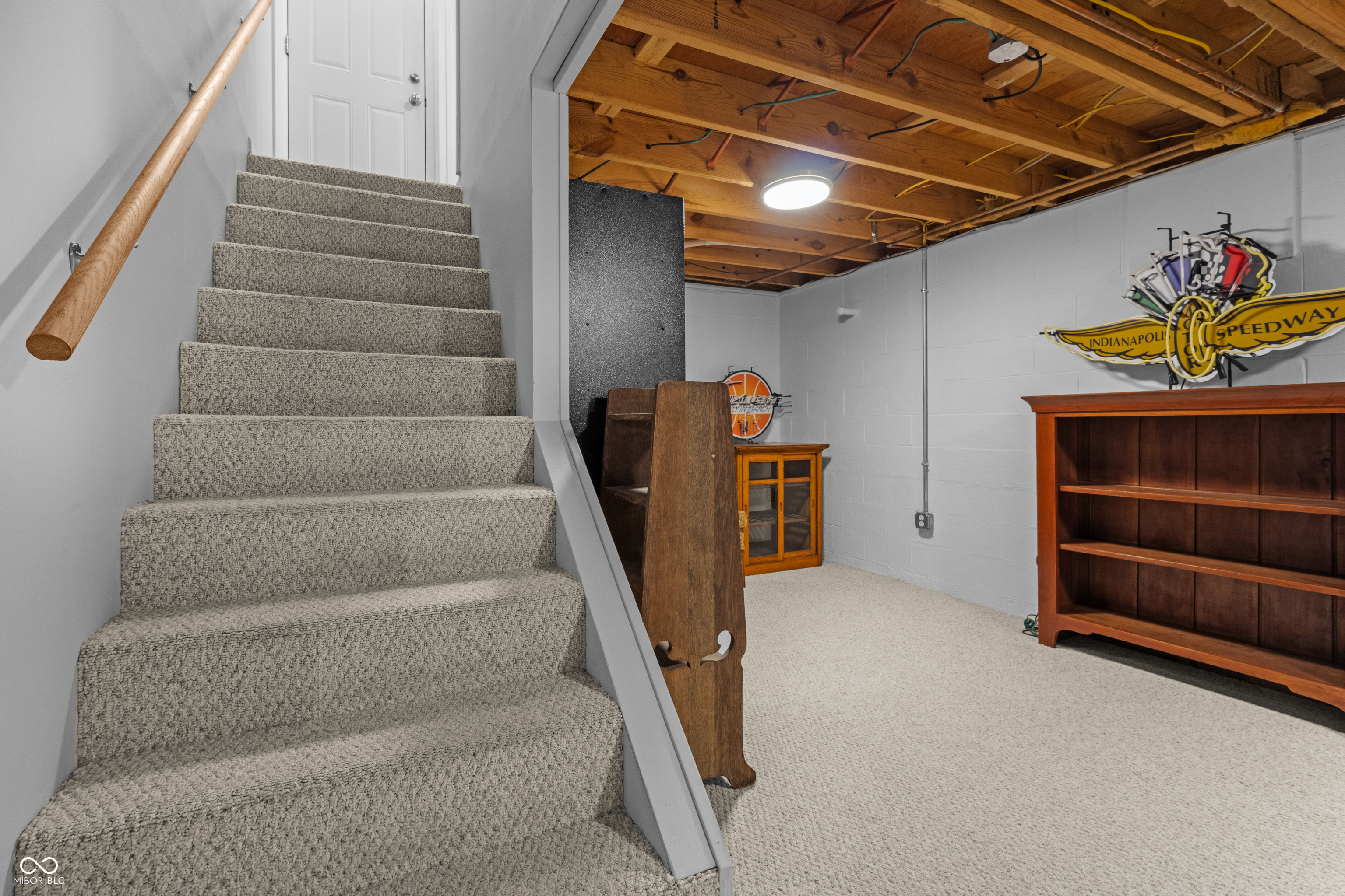 4236 Washington Street Columbus, IN 47203 - Photo 31 of 39